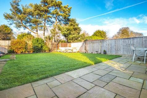 5 bedroom detached bungalow for sale