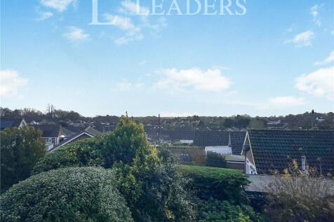 Inverness Avenue, Fareham, Hampshire 4 bed detached house for sale