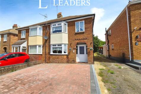 Belvoir Close, Fareham, Hampshire 3 bed end of terrace house for sale