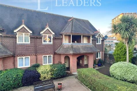 High Street, Fareham, Hampshire 1 bed apartment for sale