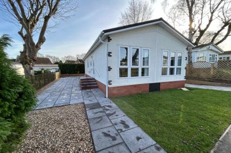 2 bedroom park home for sale