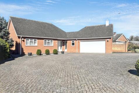 4 bedroom bungalow for sale