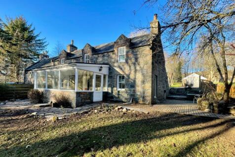 Cushnie, Alford, AB33 4 bed cottage for sale