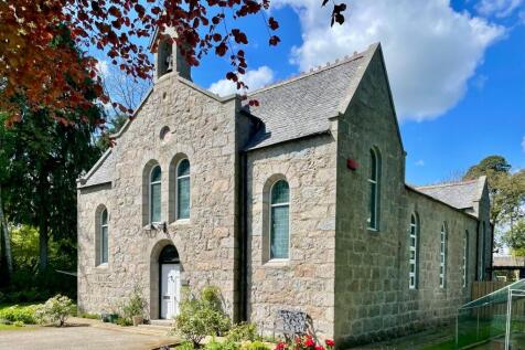 6 bedroom detached house for sale