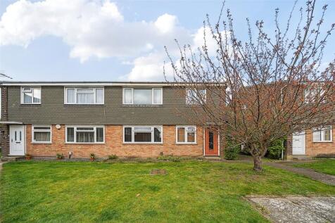 Milford Close, London 2 bed maisonette for sale