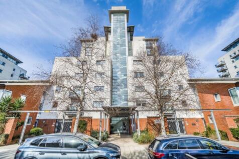 Erebus Drive, London 1 bed apartment for sale