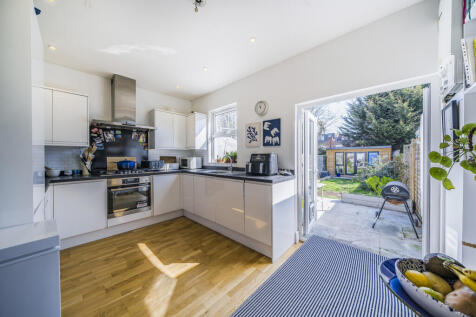 2 bedroom house for sale