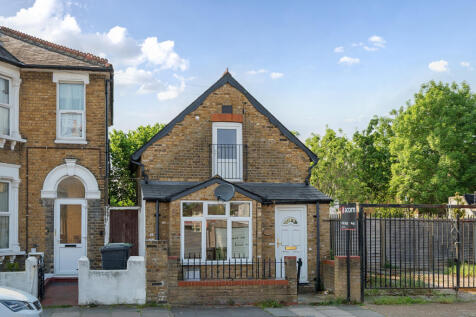 Bowness Road, London 1 bed detached house for sale