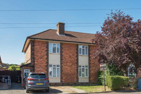 Broadmead, London 2 bed apartment for sale