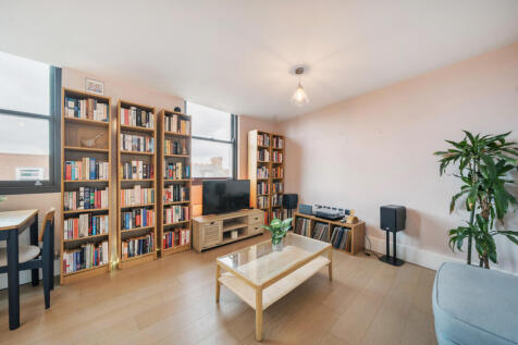 Upland Road, London 1 bed apartment for sale