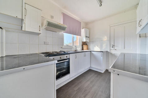 Watling Street, Gillingham, Kent 3 bed semi