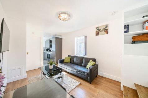 Felday Road, Lewisham, London 1 bed apartment for sale