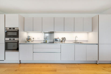 Trathen Square, London 2 bed apartment for sale