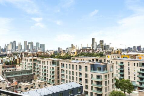Peartree Way, Greenwich 1 bed apartment for sale