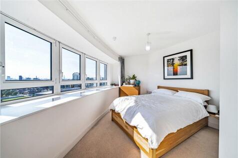 Tarves Way, Greenwich 2 bed apartment for sale