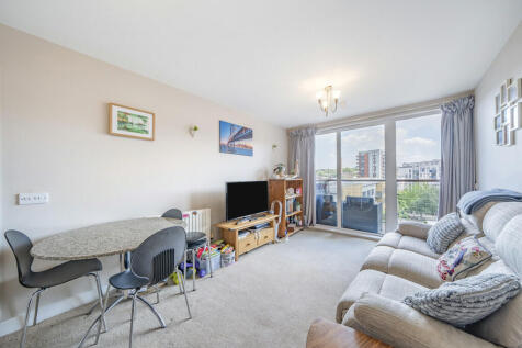 Norman Road, Greenwich 2 bed apartment for sale
