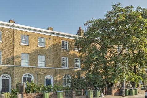 Blackheath Road, Greenwich 2 bed duplex for sale