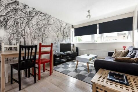 Magdalene Close, London 1 bed apartment for sale