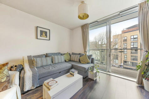 Rye Lane, London 2 bed apartment for sale