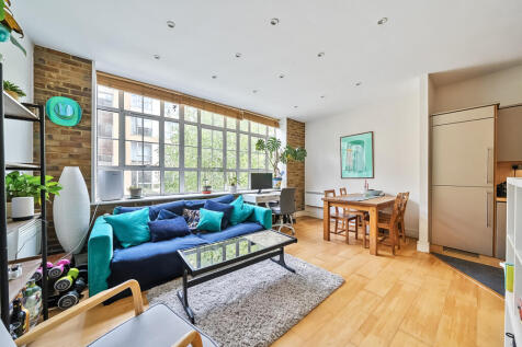 Peckham Grove, London 2 bed apartment for sale
