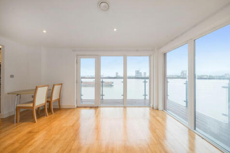 Mast Quay, London 2 bed apartment for sale