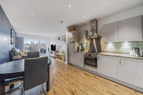 2 Moy Lane, London 2 bed apartment for sale