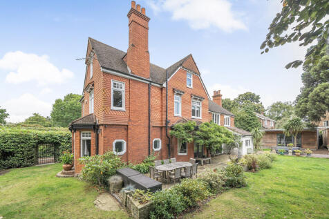 Oakwood Road, Orpington 7 bed detached house for sale