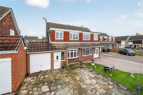 Claremont Road, Hextable, Swanley 4 bed semi