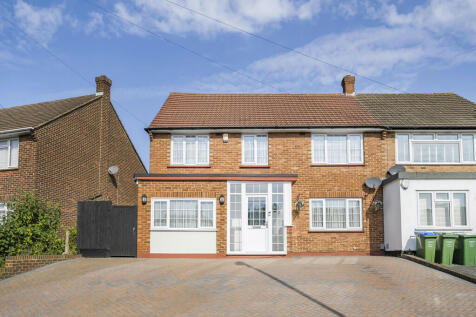 4 bedroom semi-detached house for sale