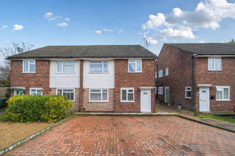 2 bedroom maisonette for sale