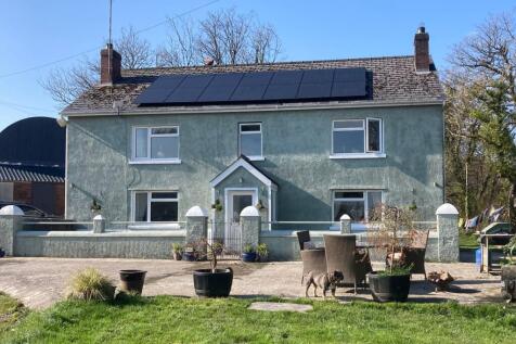 Cwmfelin Mynach, Whitland SA34 4 bed property with land for sale