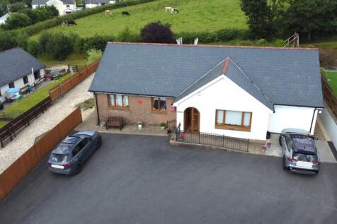 Pencader SA39 3 bed detached bungalow for sale