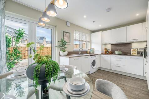 4 bedroom town house for sale