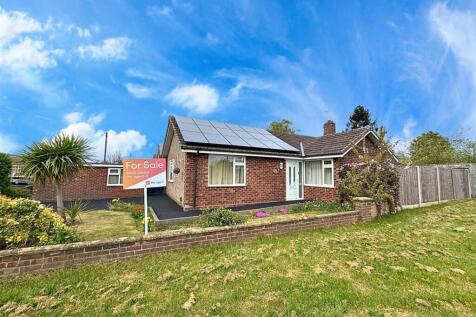 3 bedroom detached bungalow for sale