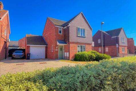 Frinton On Sea CO13 3 bed detached house for sale