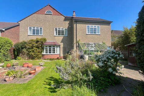 Beechcroft Road, Alverstoke, Gosport... 5 bed detached house for sale