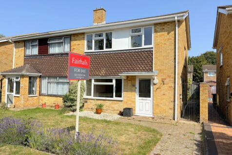 Repton Close, Alverstoke, Gosport... 3 bed semi