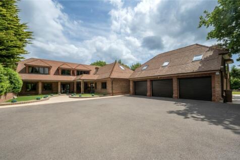 9 bedroom detached house for sale