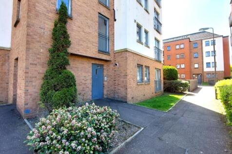 Kaims Terrace, Livingston EH54 1 bed flat for sale