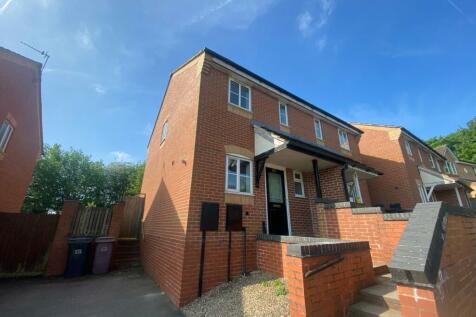 2 bedroom semi-detached house for sale