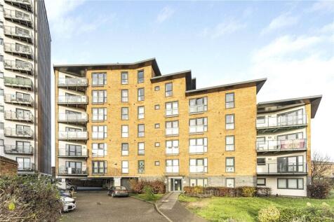 Gateway Court, Parham Drive, Ilford, IG2 1 bed apartment for sale