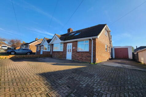 4 bedroom semi-detached bungalow for sale