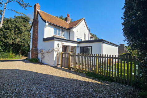Sholden New Road, Deal CT14 4 bed detached house for sale