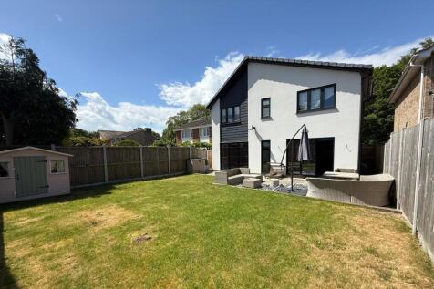 Park Avenue, Broadstairs CT10 4 bed detached house for sale