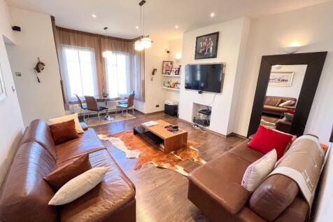Childs Hill, London NW2 3 bed flat for sale