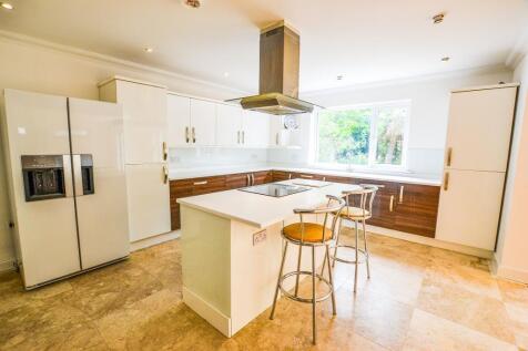 London NW2 3 bed flat for sale