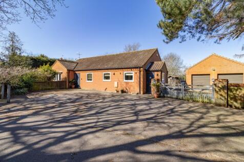 South Wootton, King's Lynn, Norfolk... 3 bed detached bungalow for sale