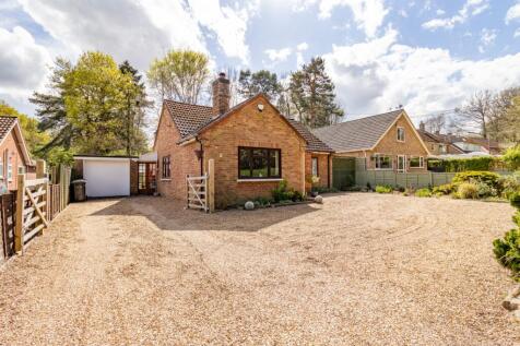 3 bedroom detached bungalow for sale