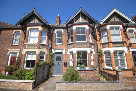 Park Avenue, King's Lynn 3 bed terraced house for sale
