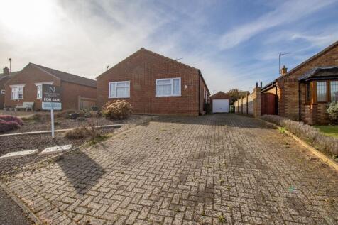 Mountbatten Road, Dersingham, King's... 3 bed detached bungalow for sale